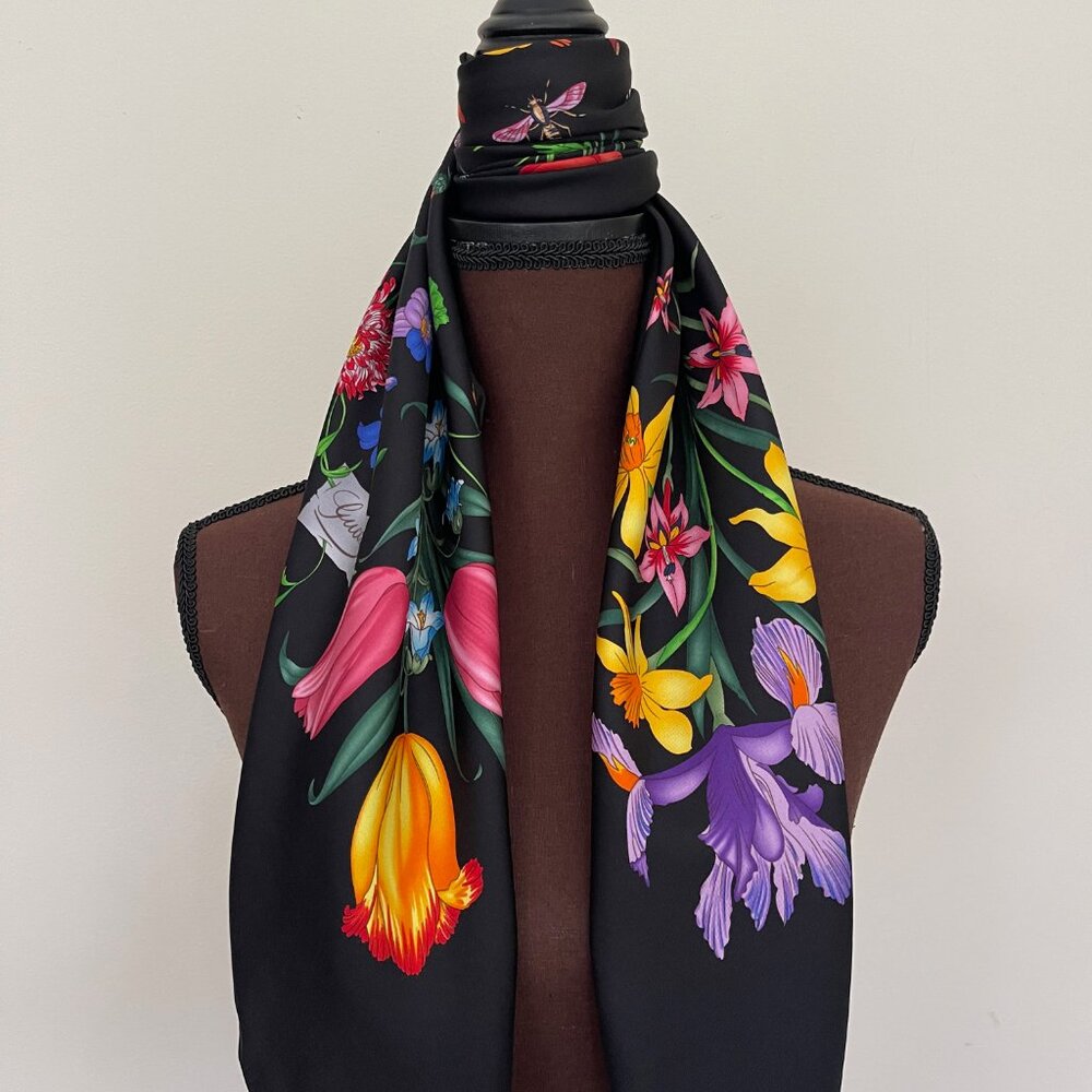 Gucci Scarf Flora Print Logo Black Multicolor Silk Wrap - Picture 14 of 16